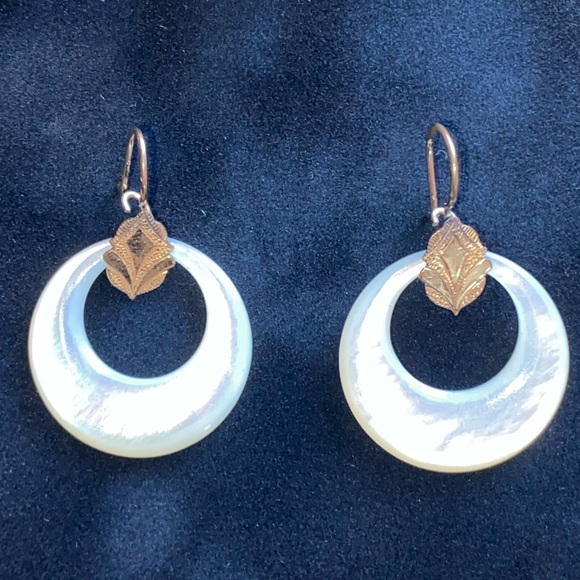 💔SOLD💔Victorian Jewelry Antique gold filled Mother of Pearl dangle earrings - Picture 8 of 12
